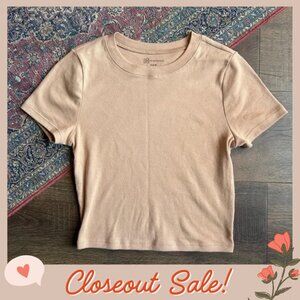 Basic Tan T-Shirt Juniors Small